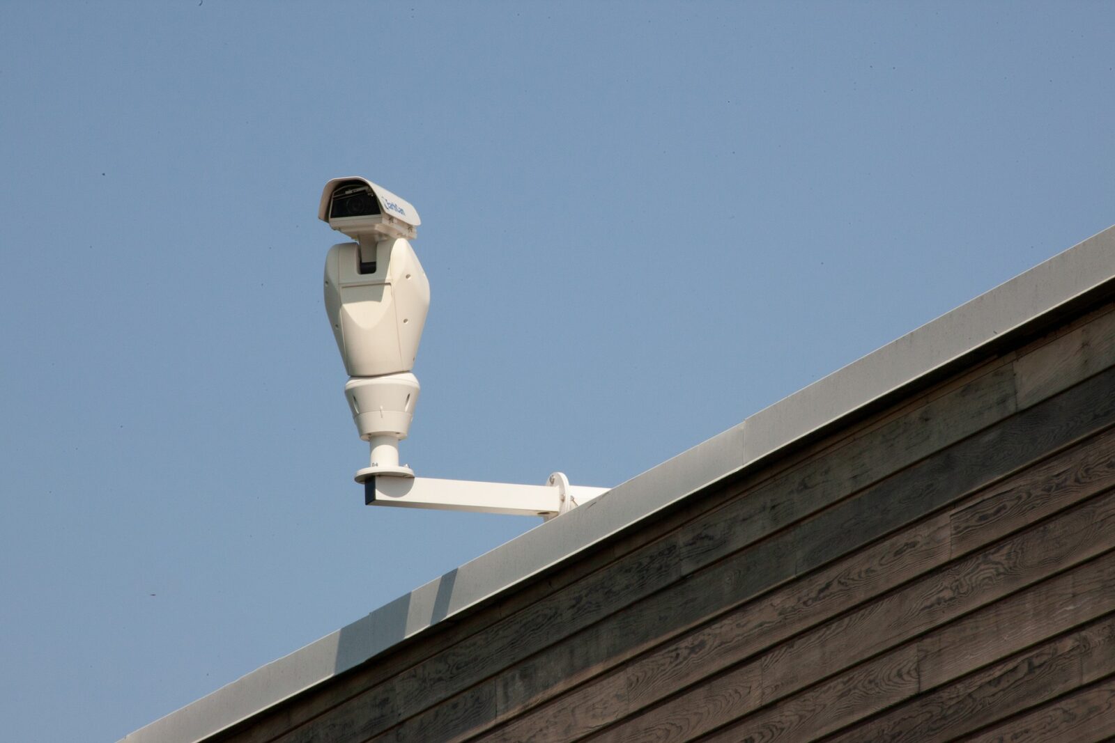 Video Surveillance System and Cloud Computing