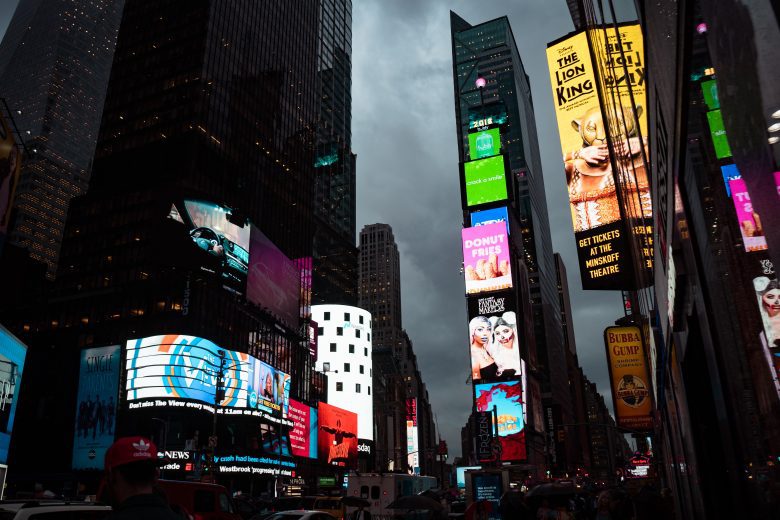 Here's What Industry Insiders Say About Digital Signage 19