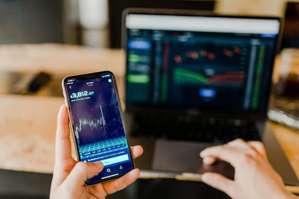 Where to Invest During The Crisis? 110 Investment in equity market